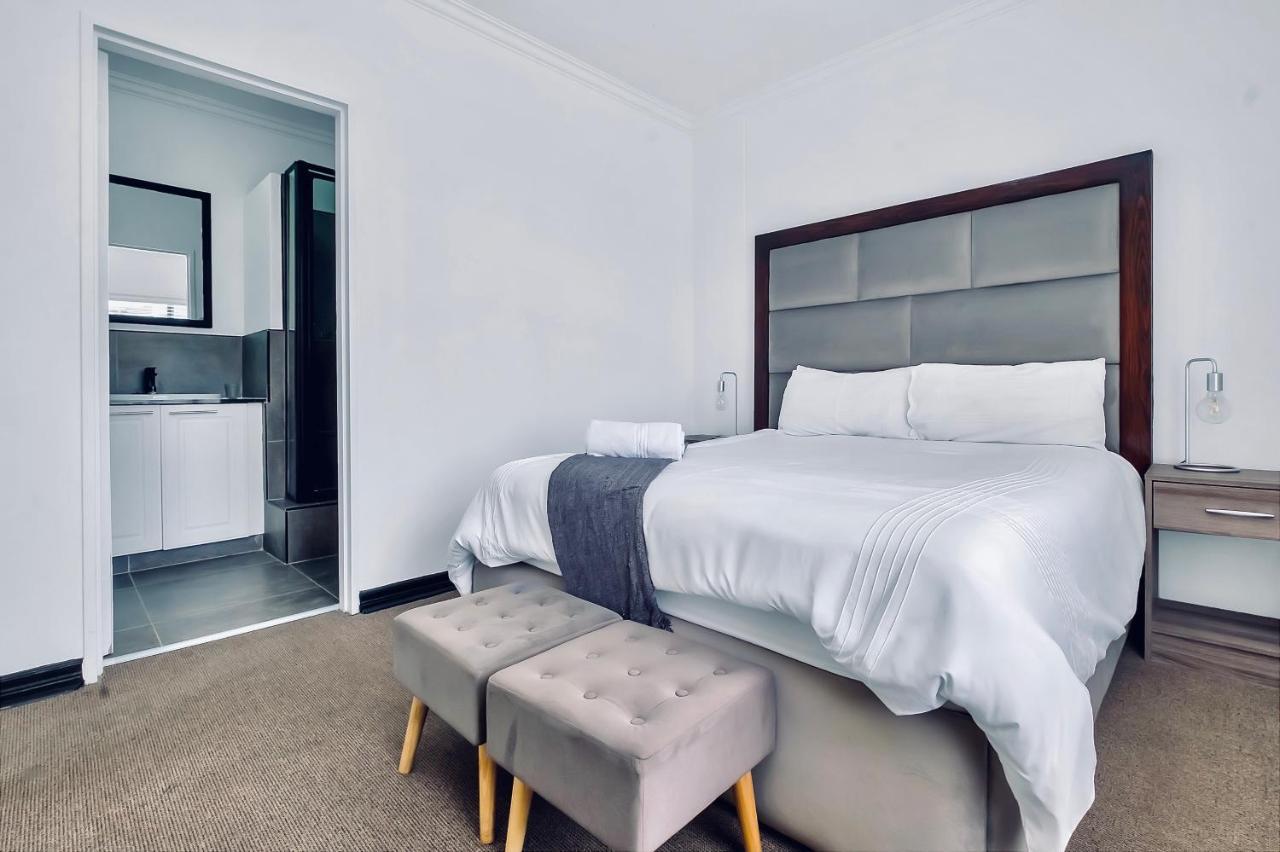2 Bedroom 2 Bath Luxury - Sandton Cbd 约翰内斯堡 外观 照片
